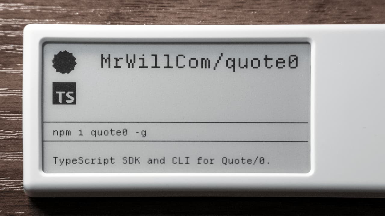 Photo of quote0 on a quote0 device